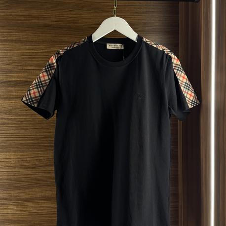 BURBERRY PREMIUM T-SHIRT