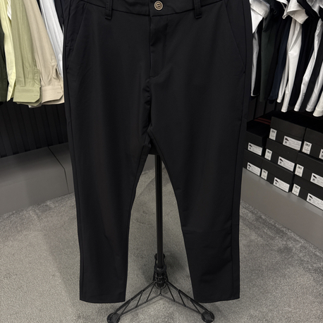 Prada Kırışmayan Kumaş Jogger Pantolon(1362-Siyah)