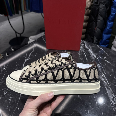 Valentino limited edition Sneakers (İTHAL ÜRÜN)