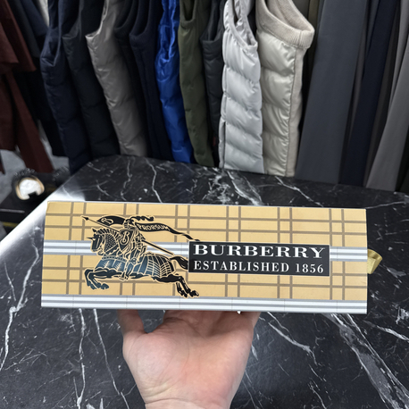 Burberry Çorap (6 Çift)