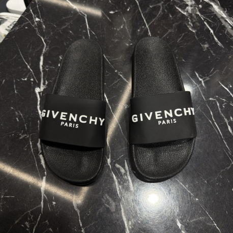 Gıvenchy Plaj Terliği
