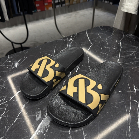 Burberry Plaj Terliği