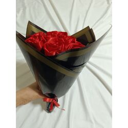 9 lu kırmızı solmayan gül 
