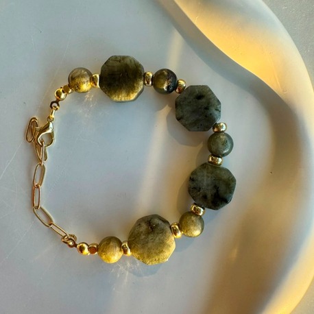 No. 924 / The Hexagon Mystique Bracelet - Özel Kesim Labradorit Doğal Taş Bileklik