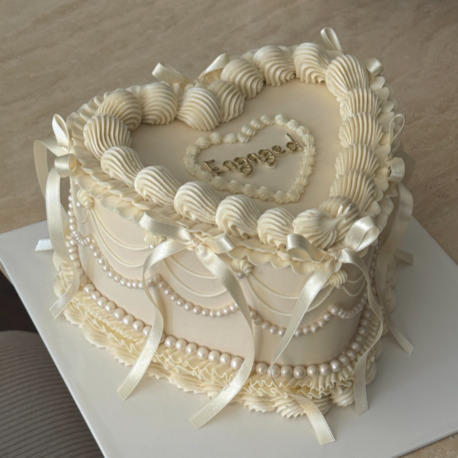 Pearls in Ecru