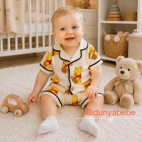 Winnie the pooh baskılı Şortlu alt üst bebek pijama takımı