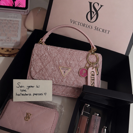 Pink set