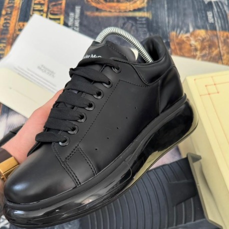 ALEXANDER MCQUEEN BLACK