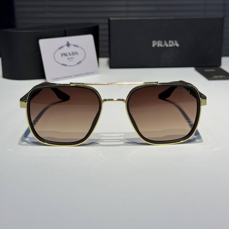 Prada Güneş Gözlüğü