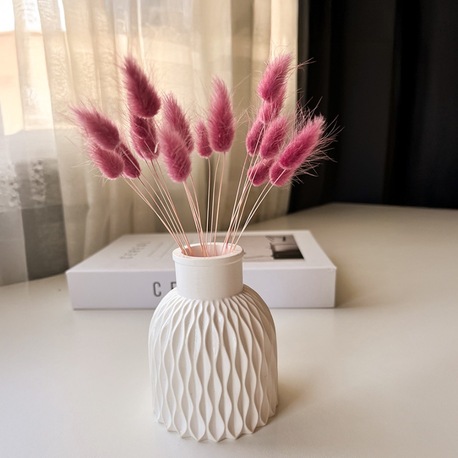 Dekoratif Kıvrım Detaylı Minimalist Vazo