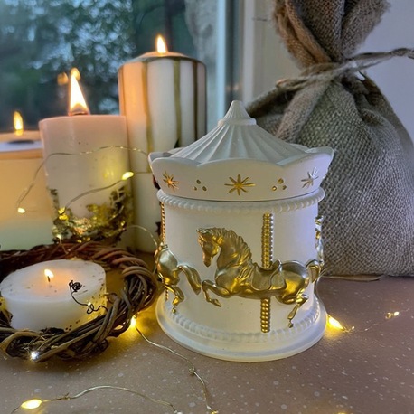 Atlı Karınca Gold Detaylı Carousel Dekoratif Takı Kutusu Boş Kutu