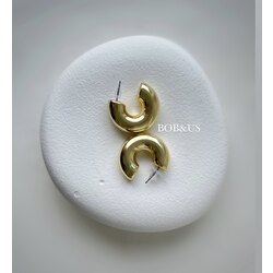 Boru Yarım Halka Küpe Gold
