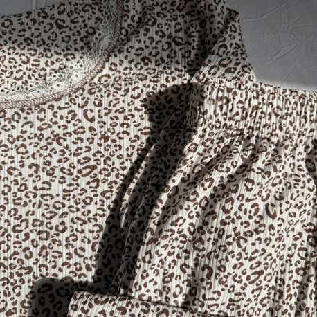 Leoparlı Dantel Sexy Takım