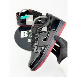 NİKE DUNK LOW SB MAFİA