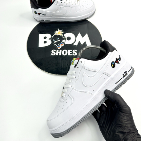 NIKE AIR FORCE 1 LOW ’07 LV8 PEACE LOVE