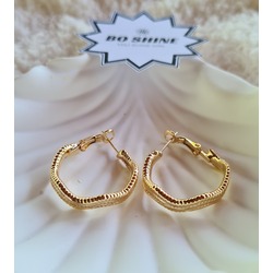 ZARİF VE ŞIK HALKA KÜPE GOLD RENGİ