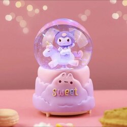 Kuromi Işıklı Müzikli Kar Küresi