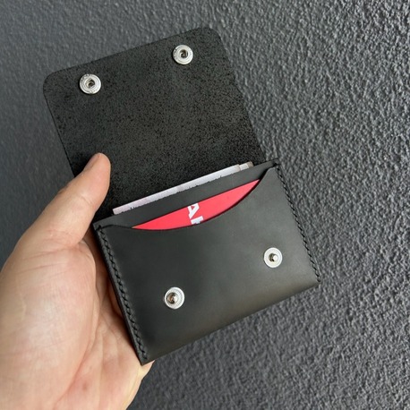 Çıtçıtlı Siyah Deri Cüzdan - El Yapımı Minimalist Kartlık - Hakiki Deri
