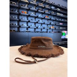JACQUEMUSS HAT İTHAL