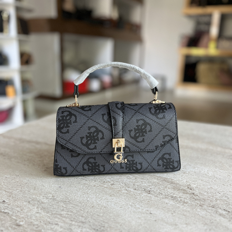 GUESS YENİ SEZON VIP MODEL