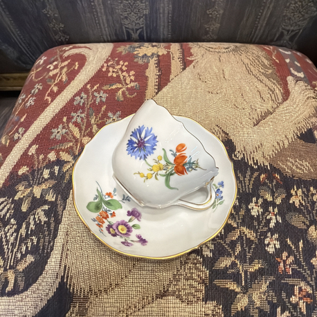 Meissen damgalı fincan