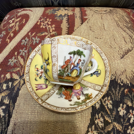 Meissen damgalı fincan