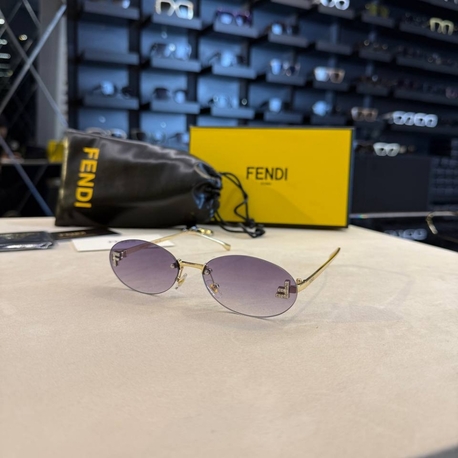 Fendi Sunglasses 
