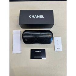 Chanel gözlük kutusu