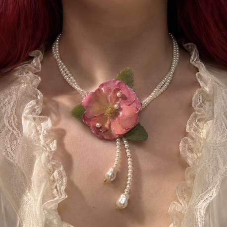 Romantic rose kolye