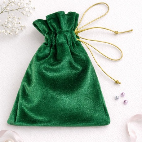 Emerald Mini Kese 10x15 cm  Kadife Hediye & Takı Kesesi – Zümrüt Yeşili Şık Sunum