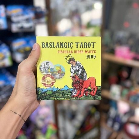 Circular Rider Waite Tarot