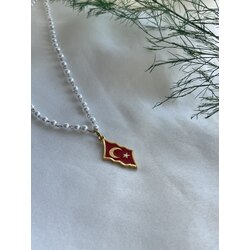 Çelik incili Türk bayrağı kolye