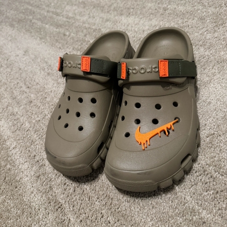 crocs terlik süsü nike 
