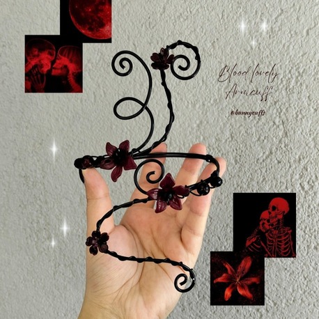 Blood lovely armcuff ♡︎