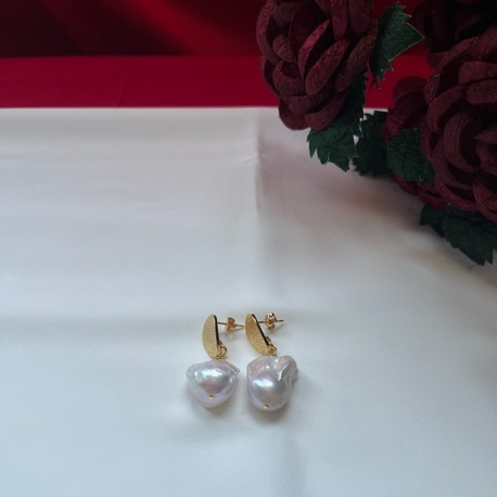 3A+ Fireball Baroque Earrings
