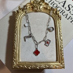 Silver Charmlı Kolye