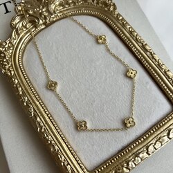Gold Yonca Kolye