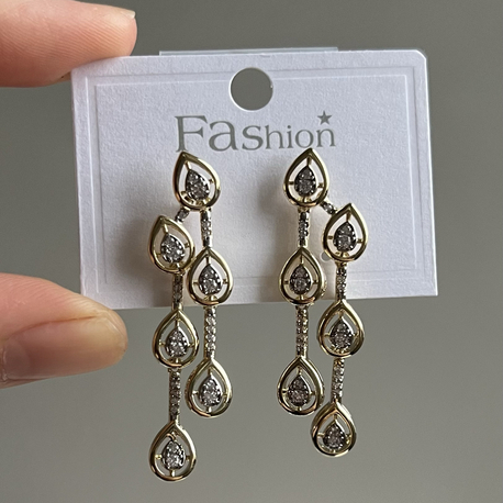 Gold Damla Model Küpe