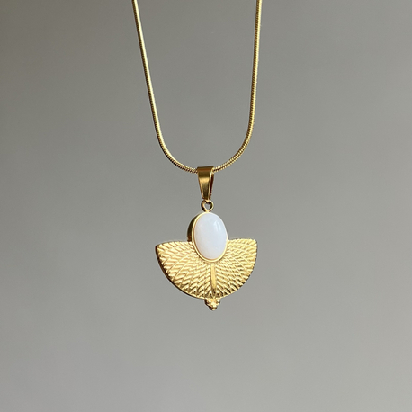 Çelik Gold White Moon Kolye