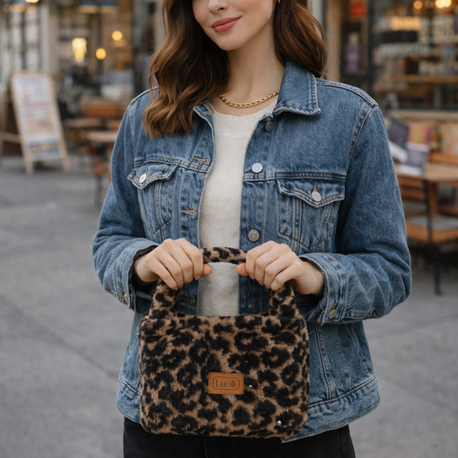 Peluş Leopar Desenli El Çantası