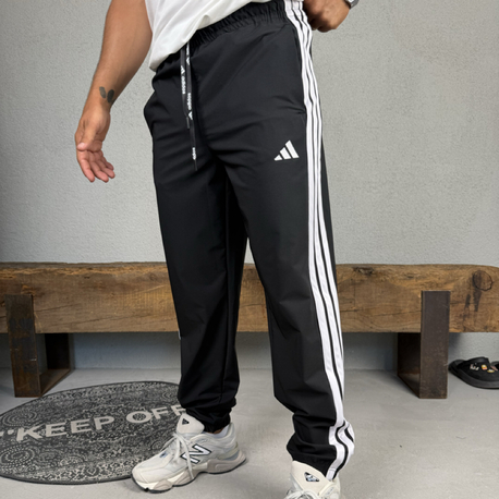 Adidas Utility Jogger Pants Siyah/Beyaz 