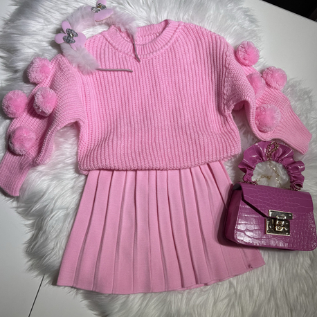 Pembe triko takım