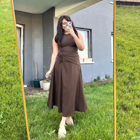 Beli bağlamalı elbise