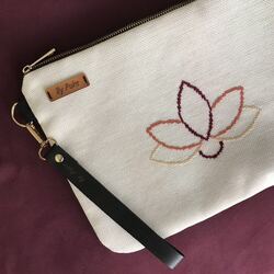 Lotus Çiçeği Kanaviçe Clutch Çanta