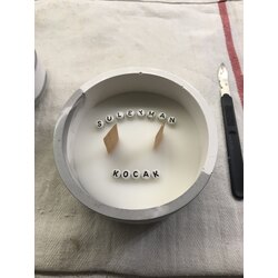 Gizli mesajlı kişiye özel kokulu mum