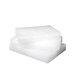 5 kg parafin, % 0,8-1 yağ oranı ve kokusuz saf parafin