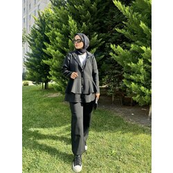 Siyah scuba takım