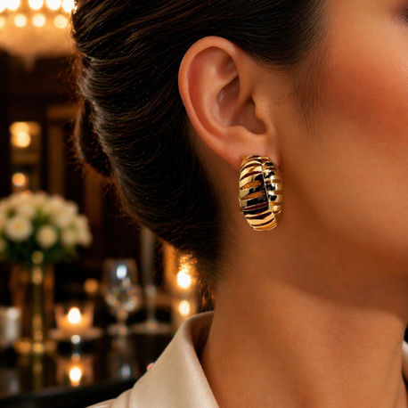 Gold Vip küpe 20 mm