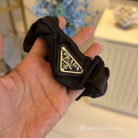 Prada Tasarim Toka 