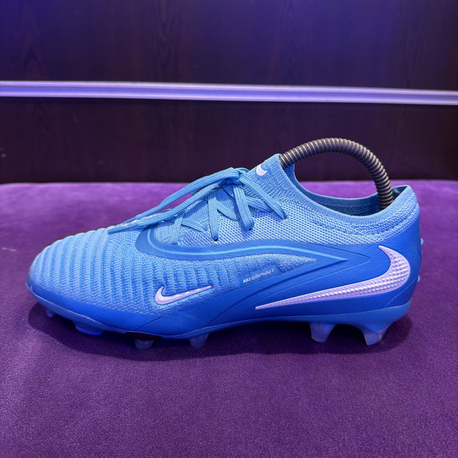 Nike phantom